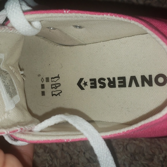 CONVERSE Chuck Taylor All Star, Bight Pink Sneaker. Men's Size 4, Women's Size 6 - Picture 13 of 13